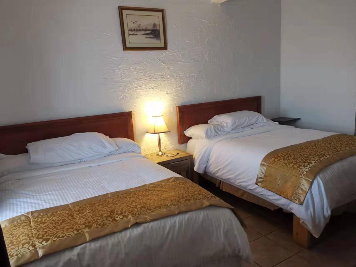 Dundurn Motel Esterno foto